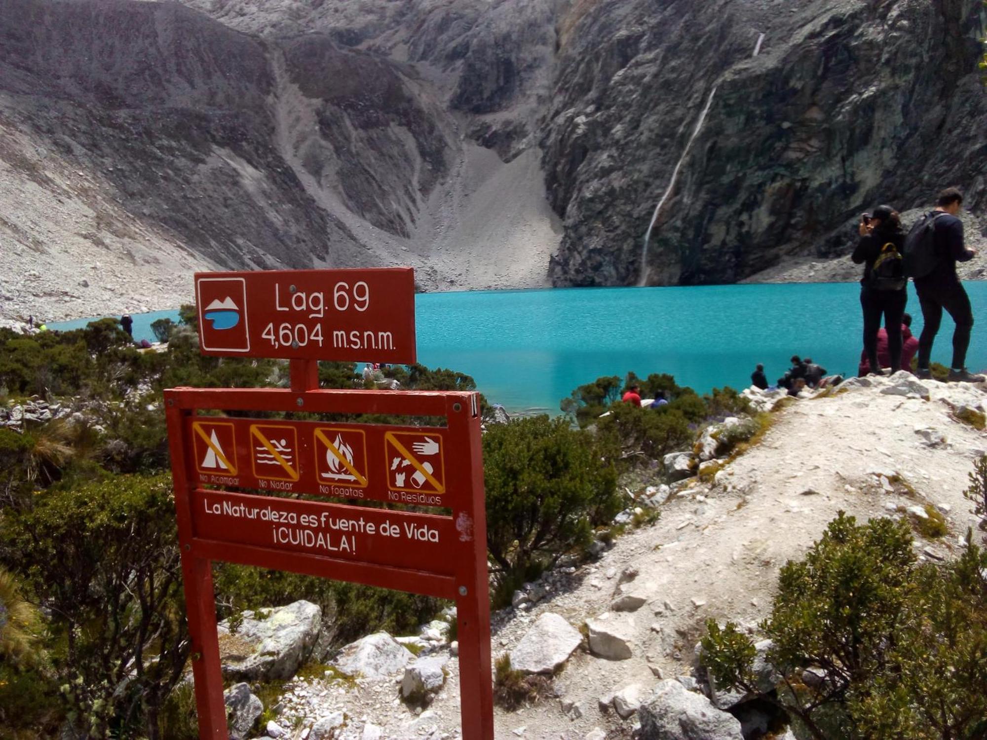 Amazing Huaraz Bed & Breakfast Bagian luar foto